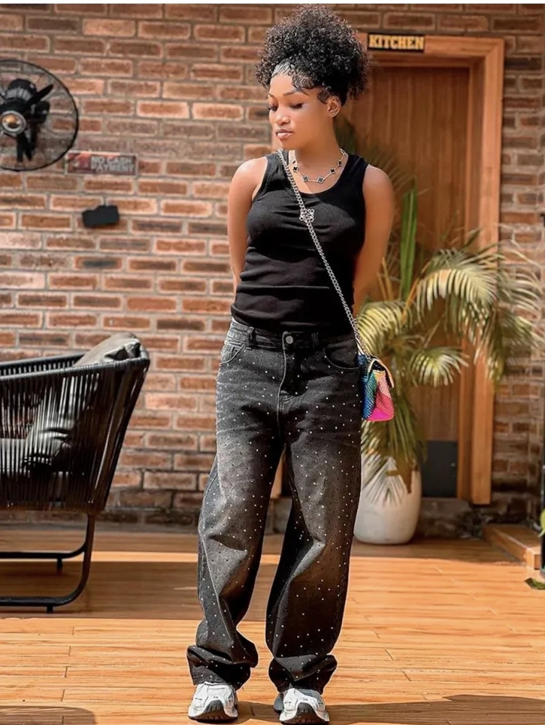 джинсы со стразами,черные джинсы со стразами,джинсы женские стразы,джинсы скинни со стразами,брюки со стразами