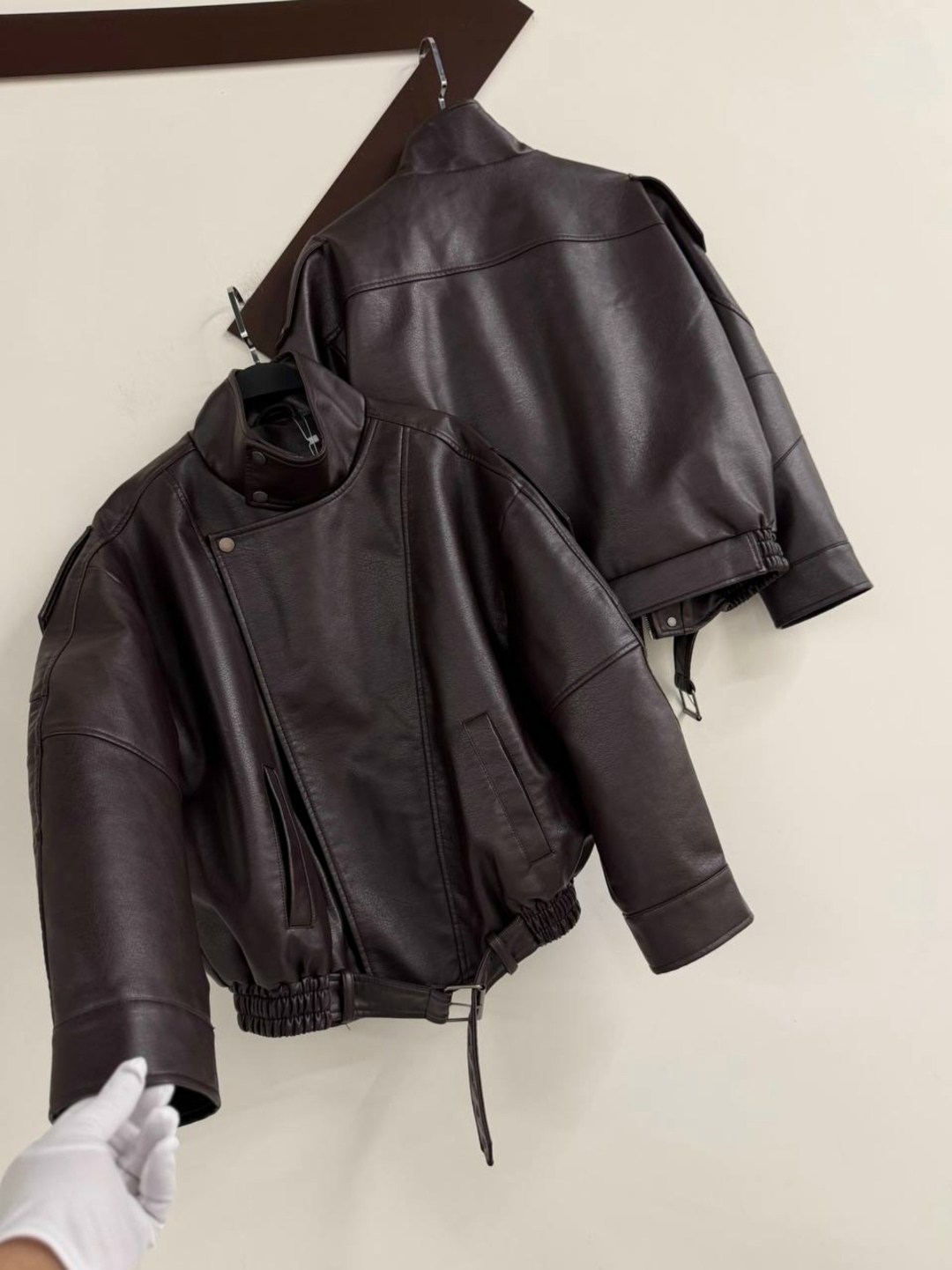 кожаная куртка,женская кожаная куртка,куртка косуха,кожаная куртка yves saint laurent,кожаная куртка косуха