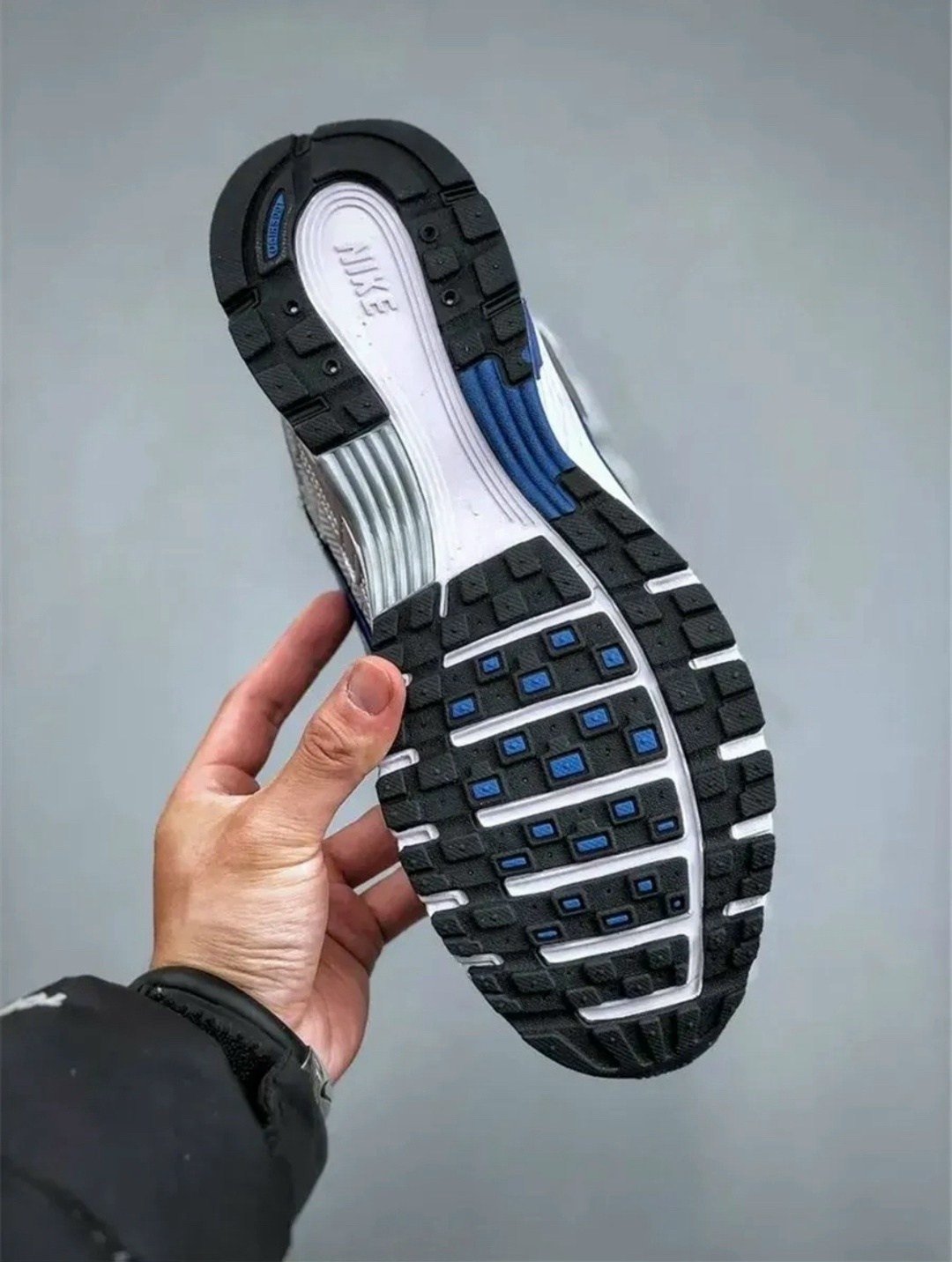 кроссовки nike,nike p 6000 metallic silver,кроссовки,кроссовки nike p 6000,nike p 6000