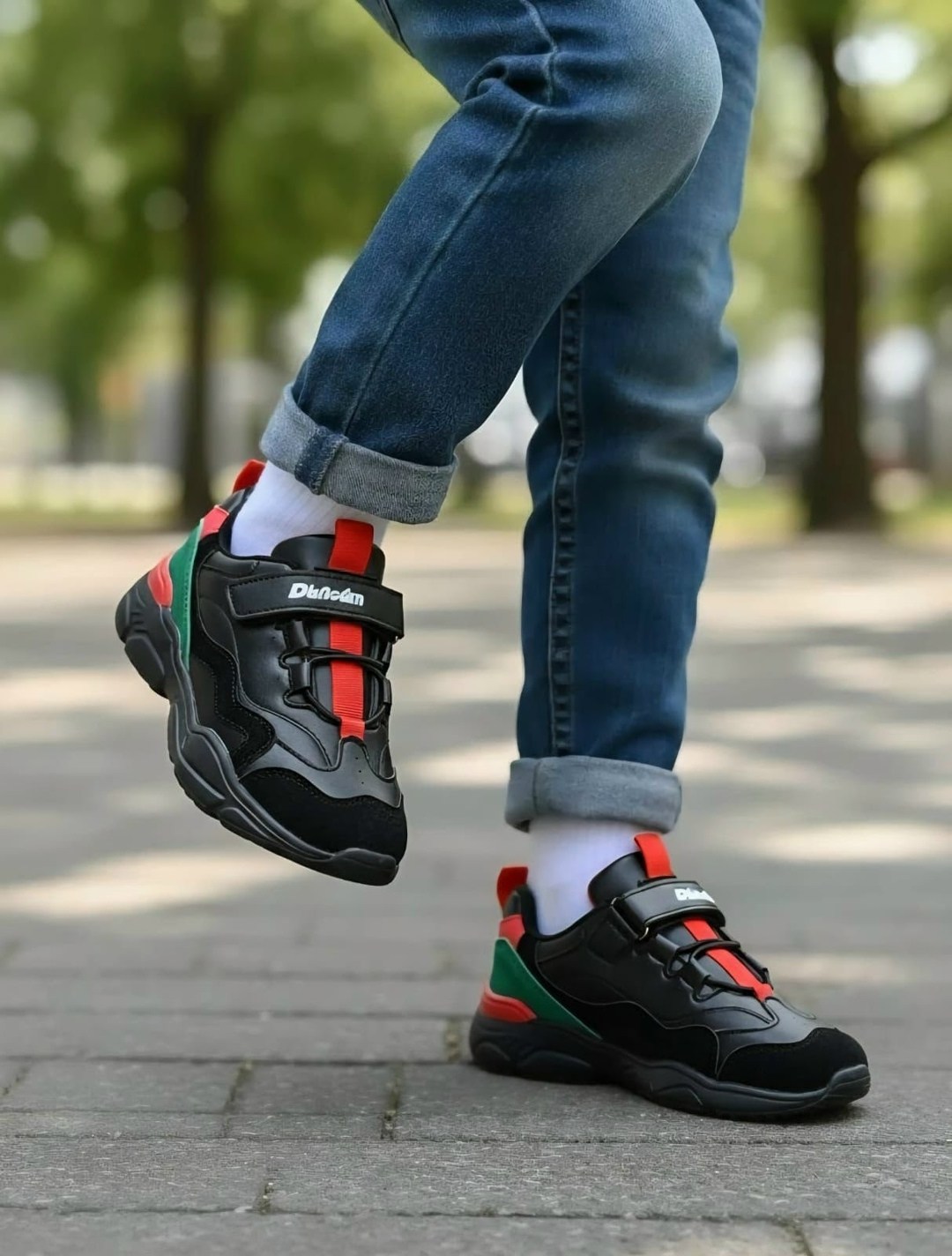 кроссовки,кроссовки мальчику,,детские кроссовки,кроссовка