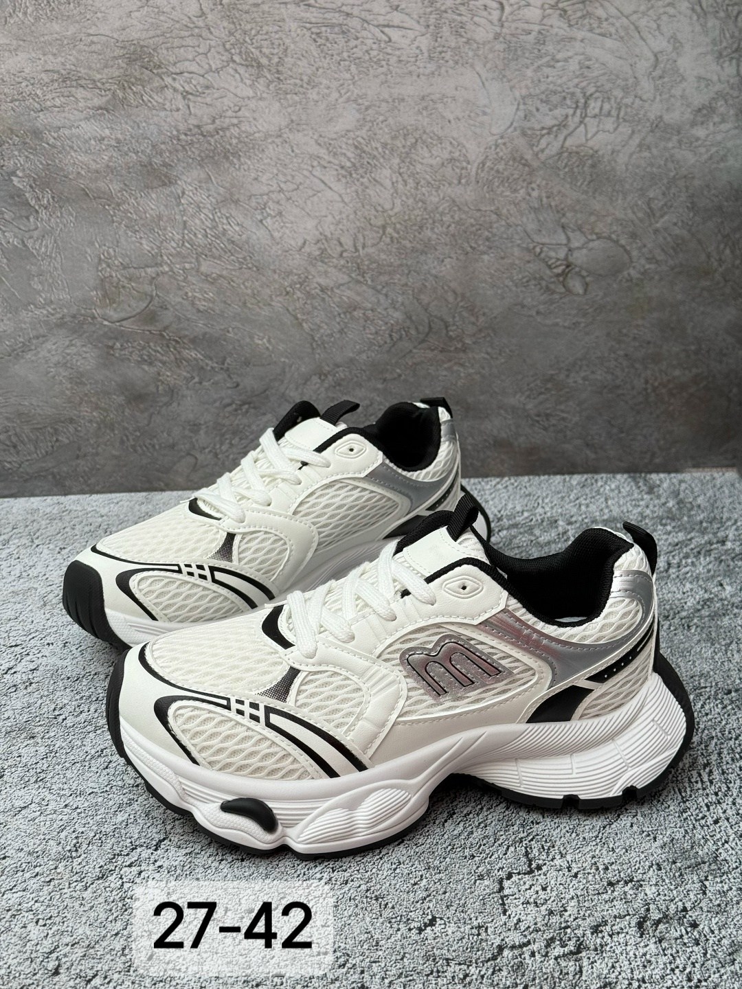 кроссовки,кроссовки женскиe,кроссовка,модные кроссовки,спортивная