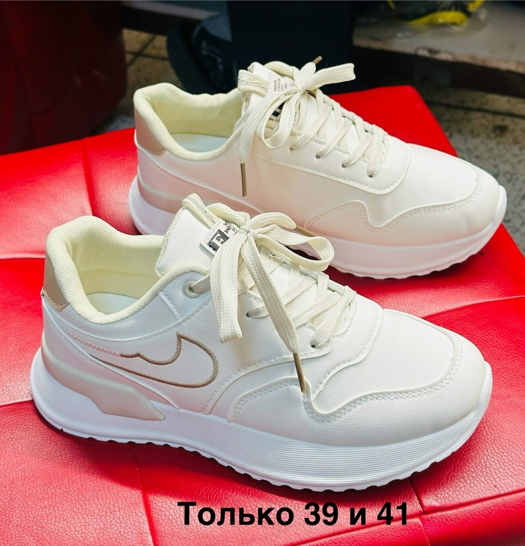 женский чёрный костюм тройка miu miu,cпортивный костюм женский черный,костюм тройка miu miu,cпортивный костюм женский на флисе