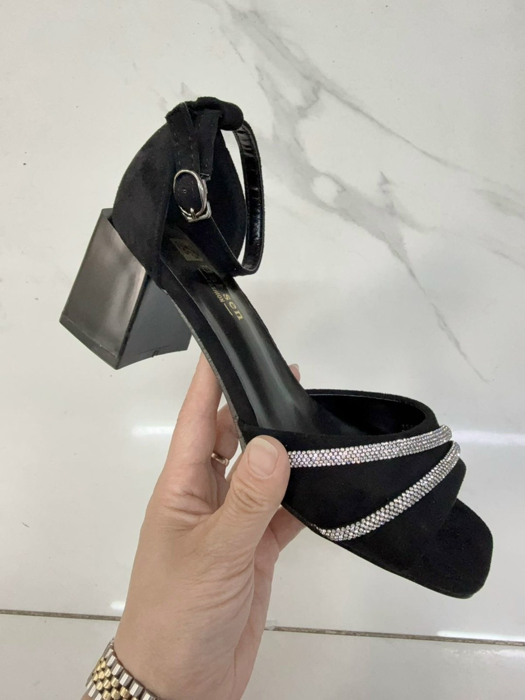 стильные босоножки,женские босоножки,,женская ,босоножки bai sen