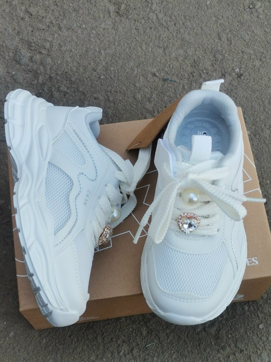 кроссовки женскиe,кроссовки белая,кроссовки женские белые,детские кроссовки,объемные кроссовки женские