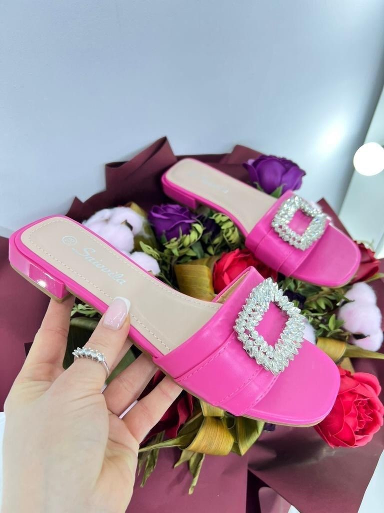 женские шлепанцы,модные шлепанцы,летние шлепанцы,,модные сандалии