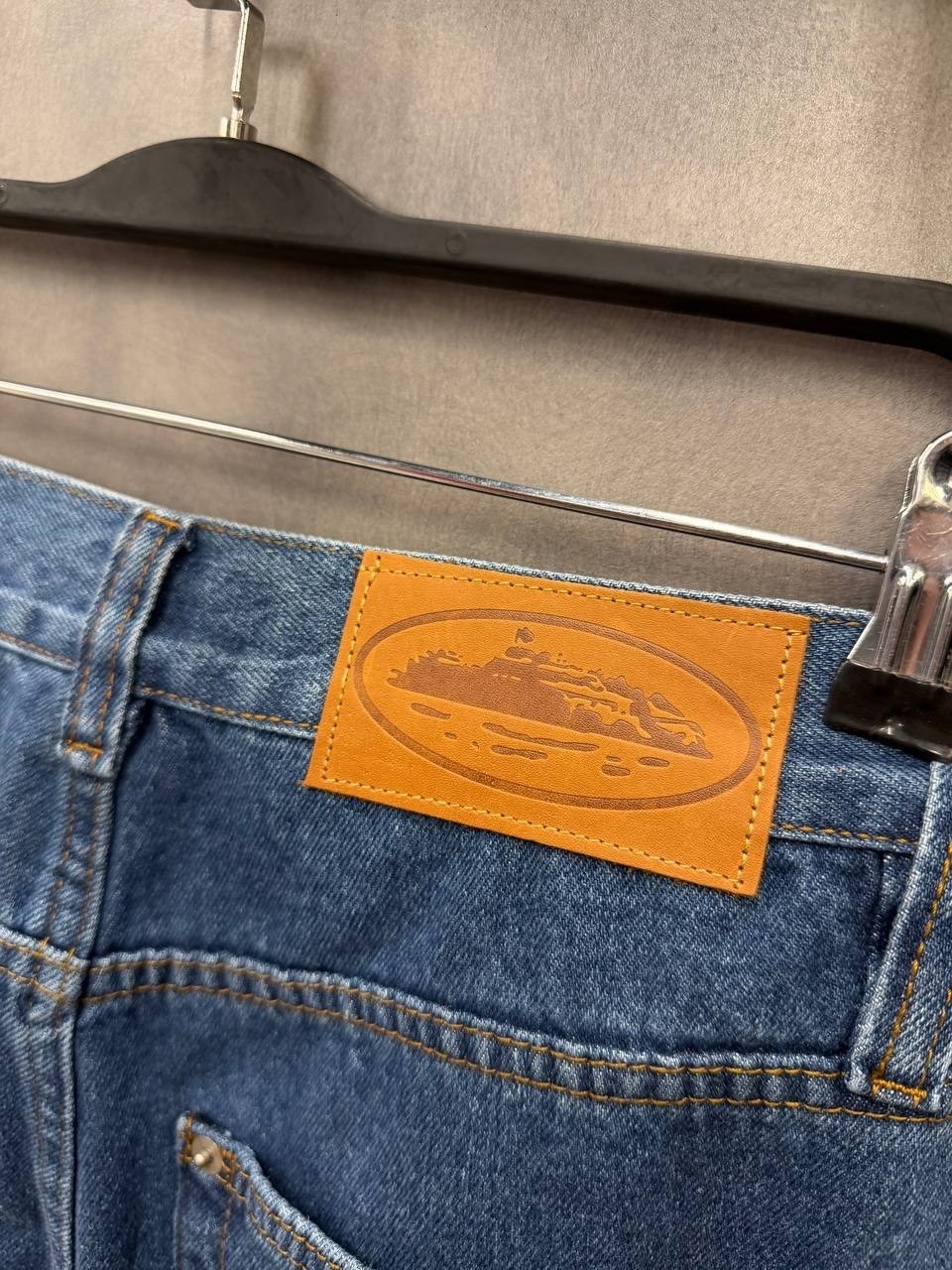 широкие джинсы,джинсовые костюмы,джинсы модные,джинсы для мужчин