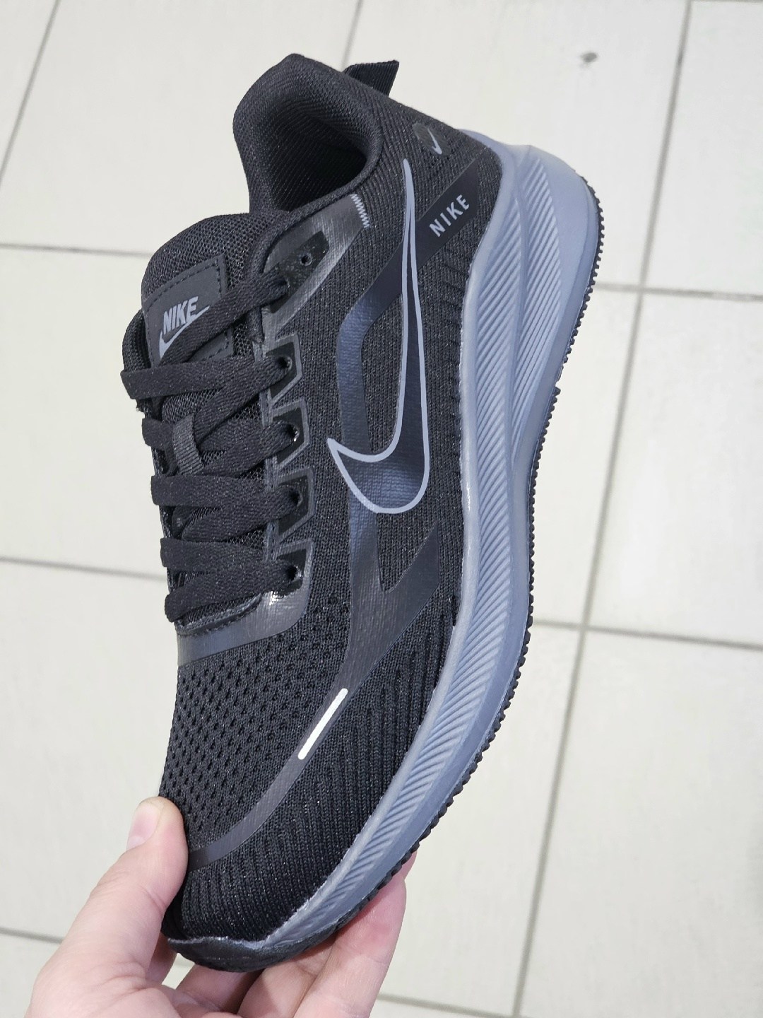 кроссовки,кроссовки nike,кроссовки женские мужские,спортивная ,большие кроссовки