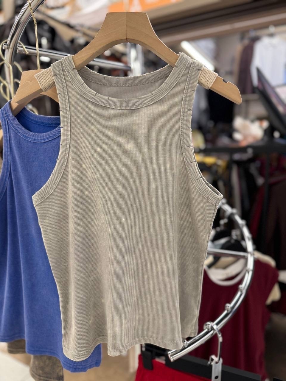 девушка,алена шишкова сейчас,рубашка в клетку,майка лапша,стильные образы