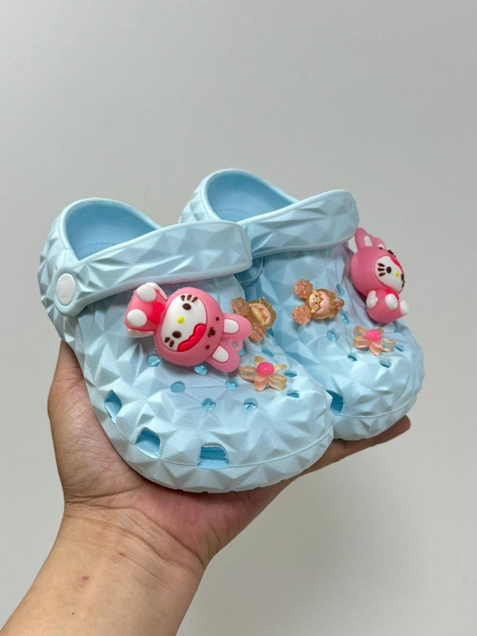 кроксы хеллоу китти,детские тапочки,кроксы с хелло китти,тапочки для девочек,кроксы детские