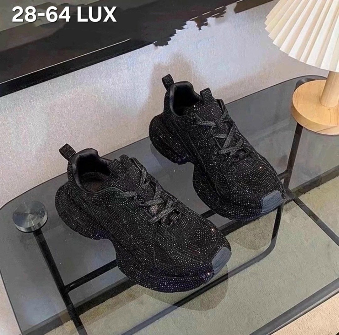 кроссовки balenciaga женские,женские кроссовки balenciaga блестящие со стразами,кроссовки со стразами,кроссовки женские со стразами,кроссовки женские