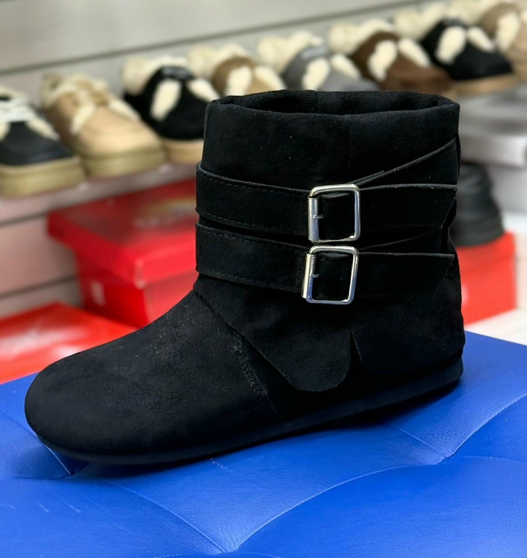 , женская зимняя,зимние женские сапоги,короткие сапоги,черные сапоги