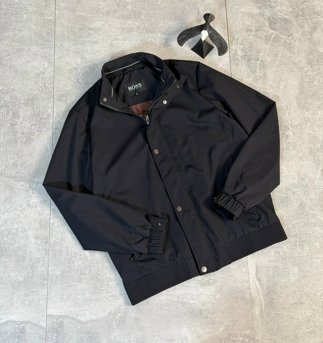 демисезонная куртка,бомбер куртка,куртка,легкая куртка,мужская куртка