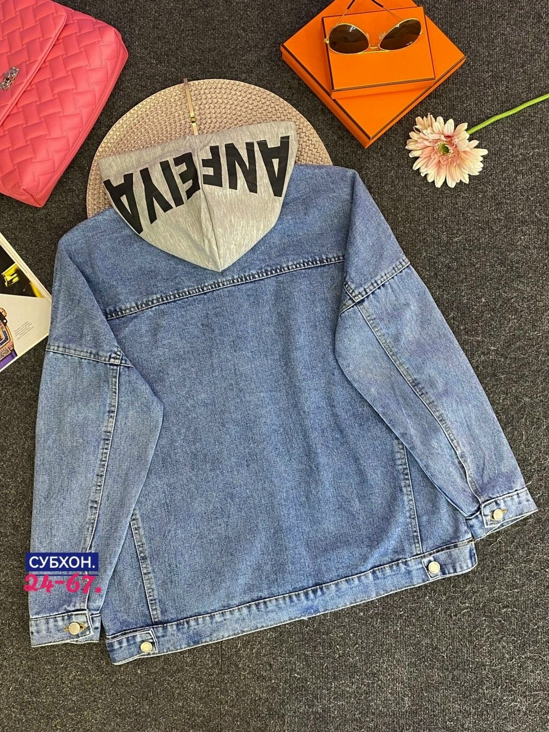 джинсовая женская куртка,джинсовая куртка,женская джинсовая куртка с капюшоном,куртка джинсовая с капюшоном,джинсовка с капюшоном