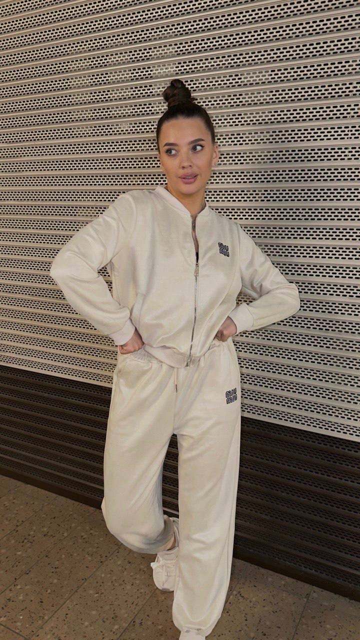 костюм спортивный,спортивный костюм женский,спортивный костюм miu miu спандекс,женские костюмы,костюм спортивный женский двойка молочный