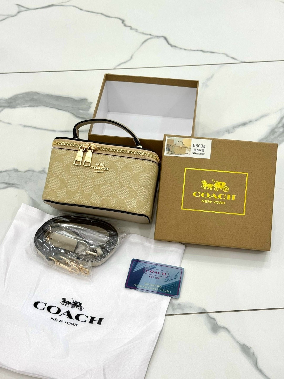 coach сумка,сумка женская coach,сумка,женская сумка,стильная сумочка