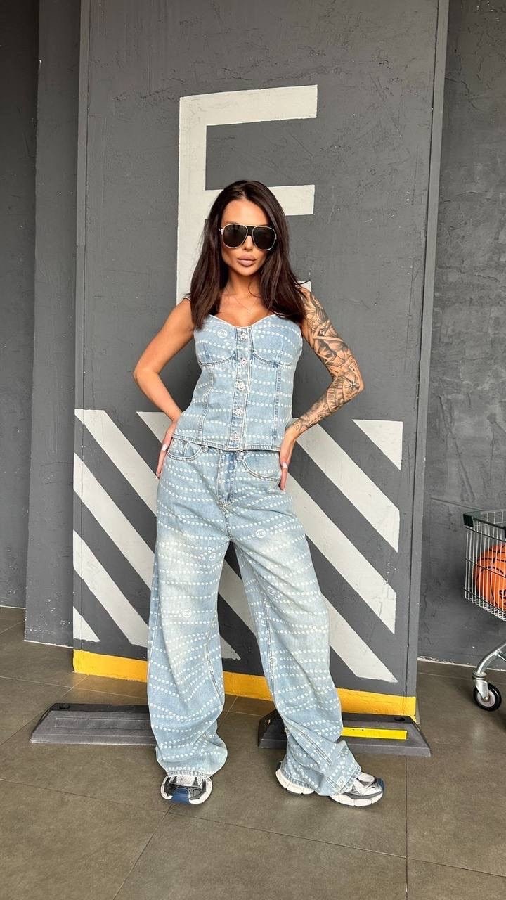 комбинезон женский джинсовый,джинсовые комбинезоны,джинсовый костюм женский,джинсовые костюмы,джинсовый комбинезон брючный