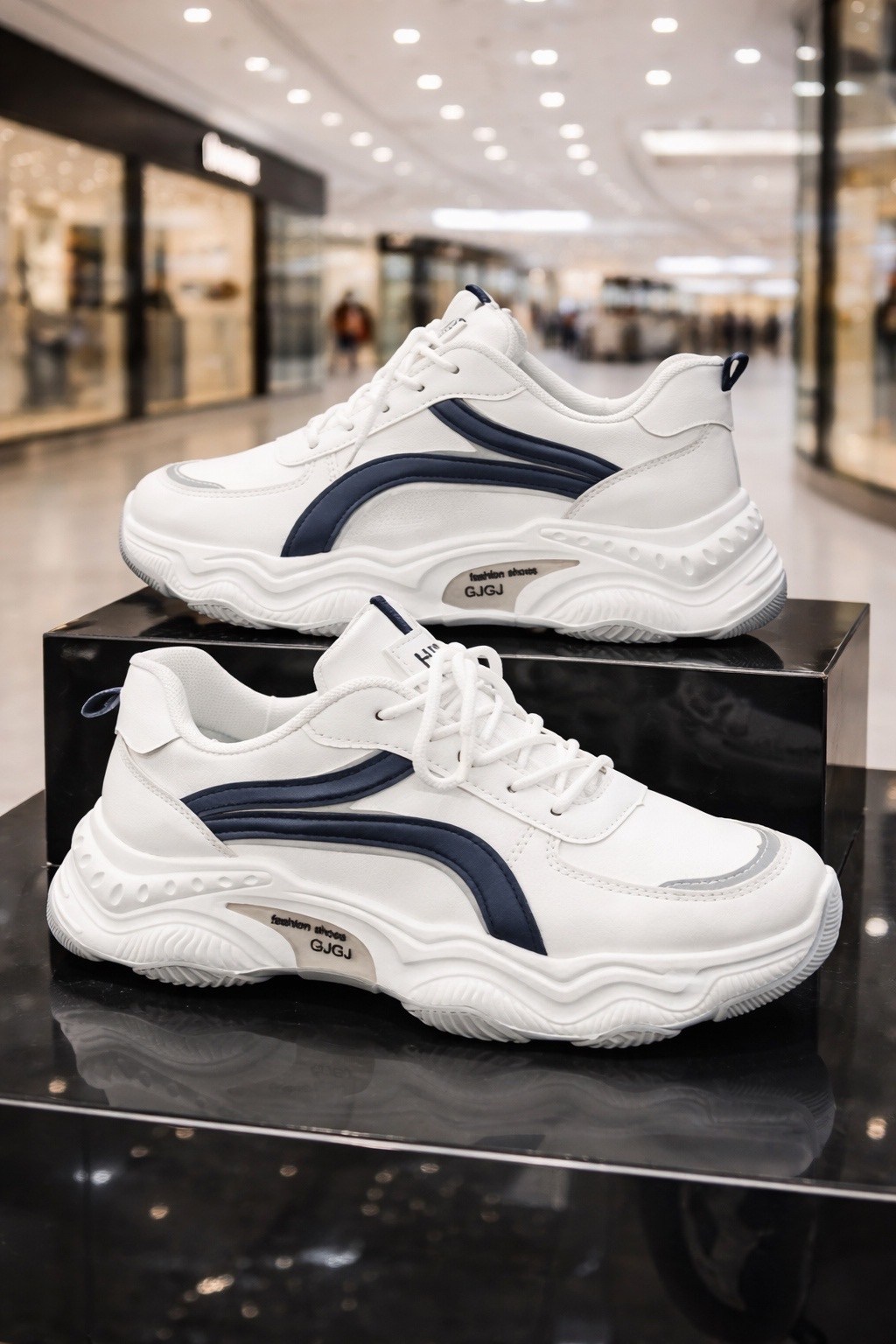 девушка блондинка,красивая девушка,гламурная блондинка,девушки сочные,красивая спортивная девушка