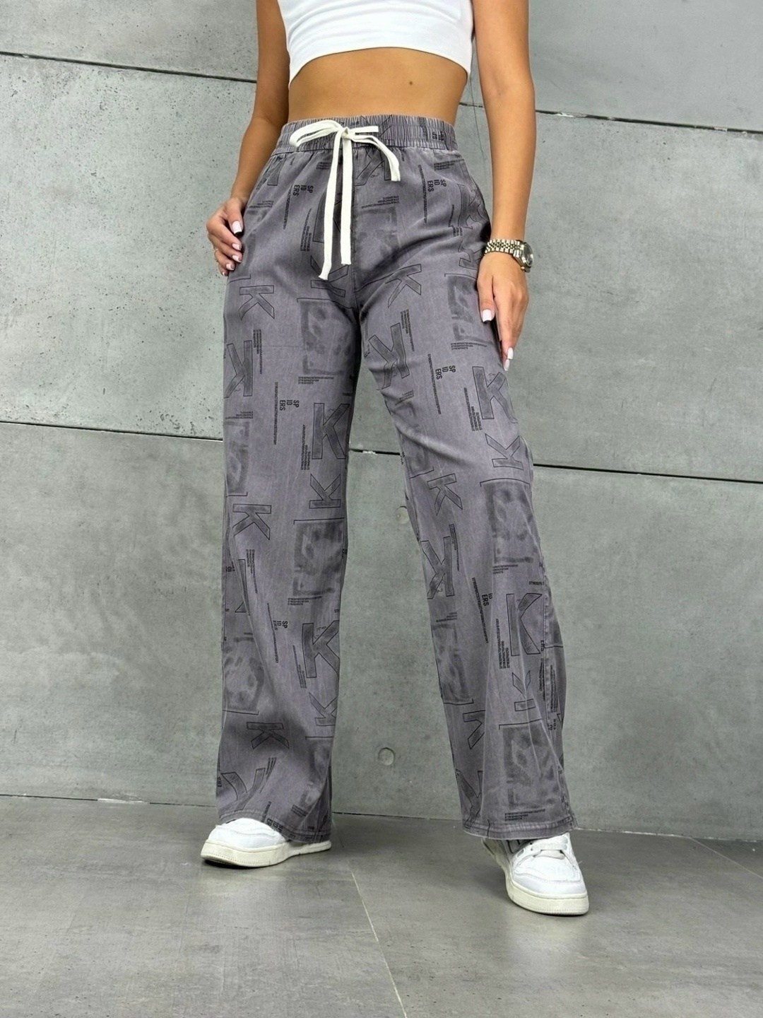 брюки джинсовые,джинсы модные,широкие джинсы,модные брюки,широкие брюки