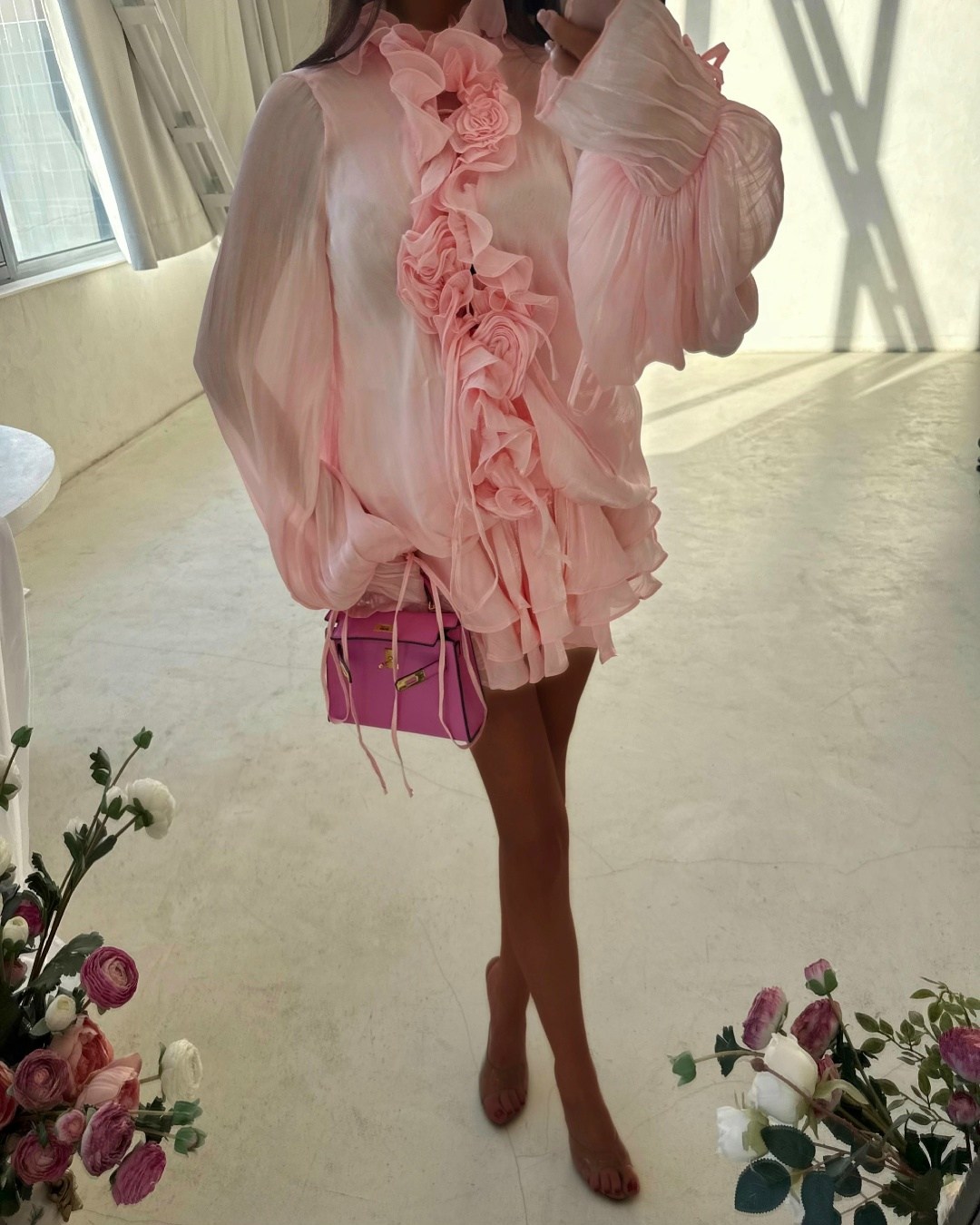 платья из органзы,платья мини,шифоновое платье с рюшами,платье с оборками