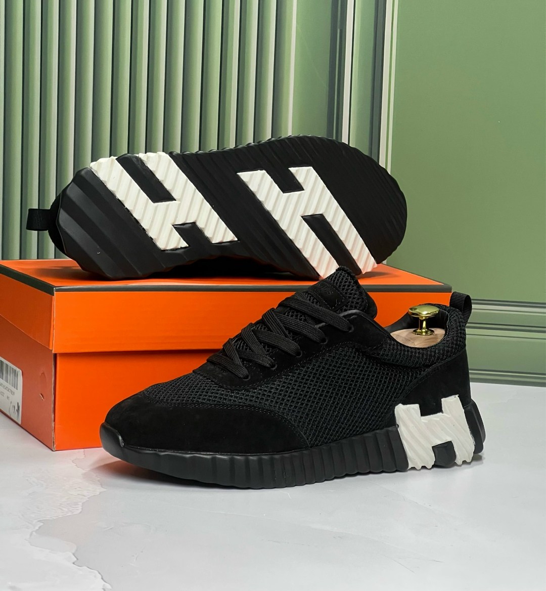 кроссовки hermes,кроссовки мужские hermes,кроссовки hermes женские,кроссовки эрмес,кроссовки гермес