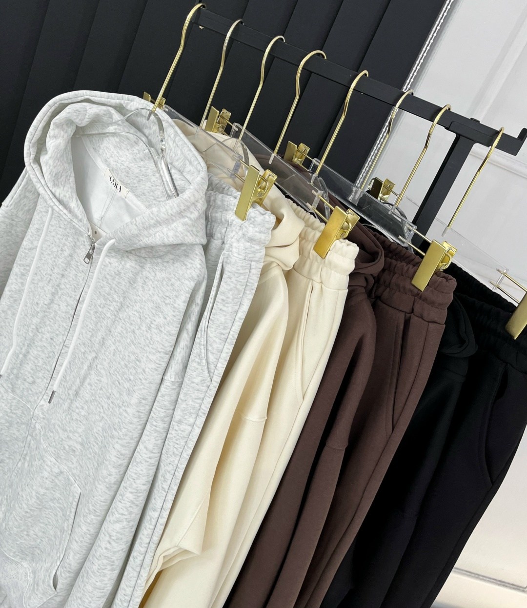 стильные костюмы,костюм молочный,спортивный костюм,повседневный спортивный костюм,женский костюм спортивный на флисе