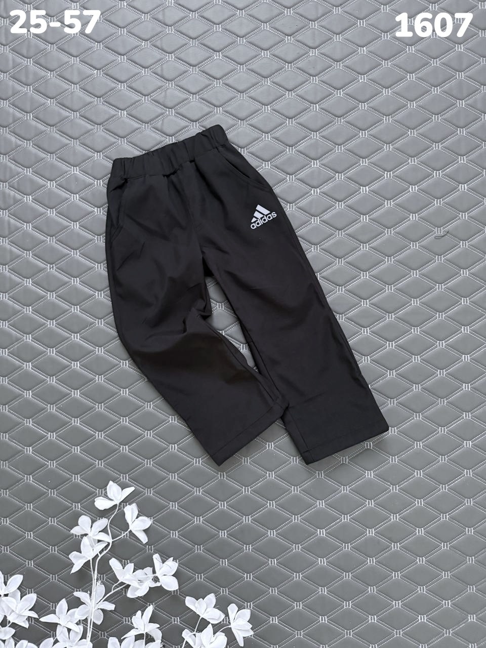 брюки адидас для мальчика,брюки спортивные adidas,брюки для мальчика adidas,спортивные штаны для мальчика,штаны адидас артикул ay8951