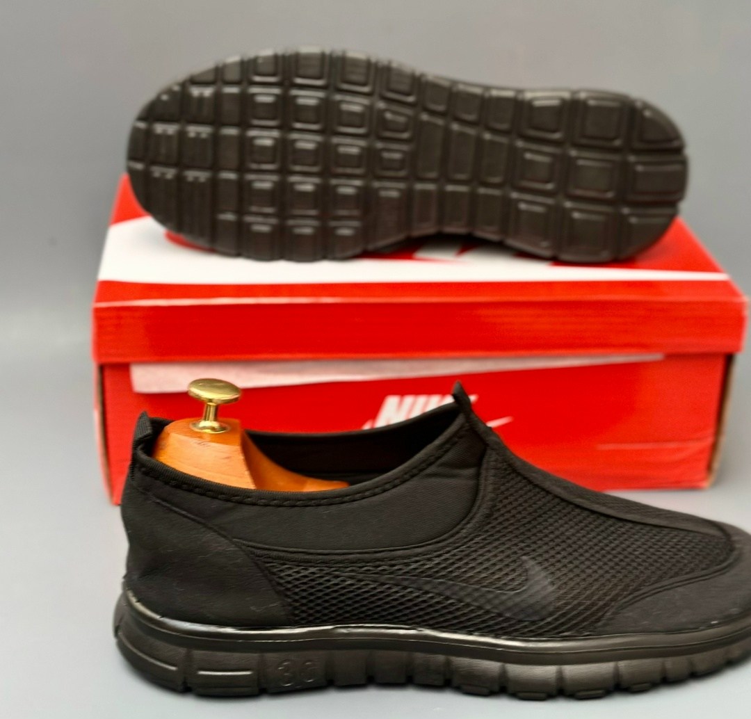 кроссовки найк без шнурков мужские,кроссовки мужские летние nike,кроссовки nike,найк кроссовки мужские черные сетка,кроссовки сеточка без шнурков мужские