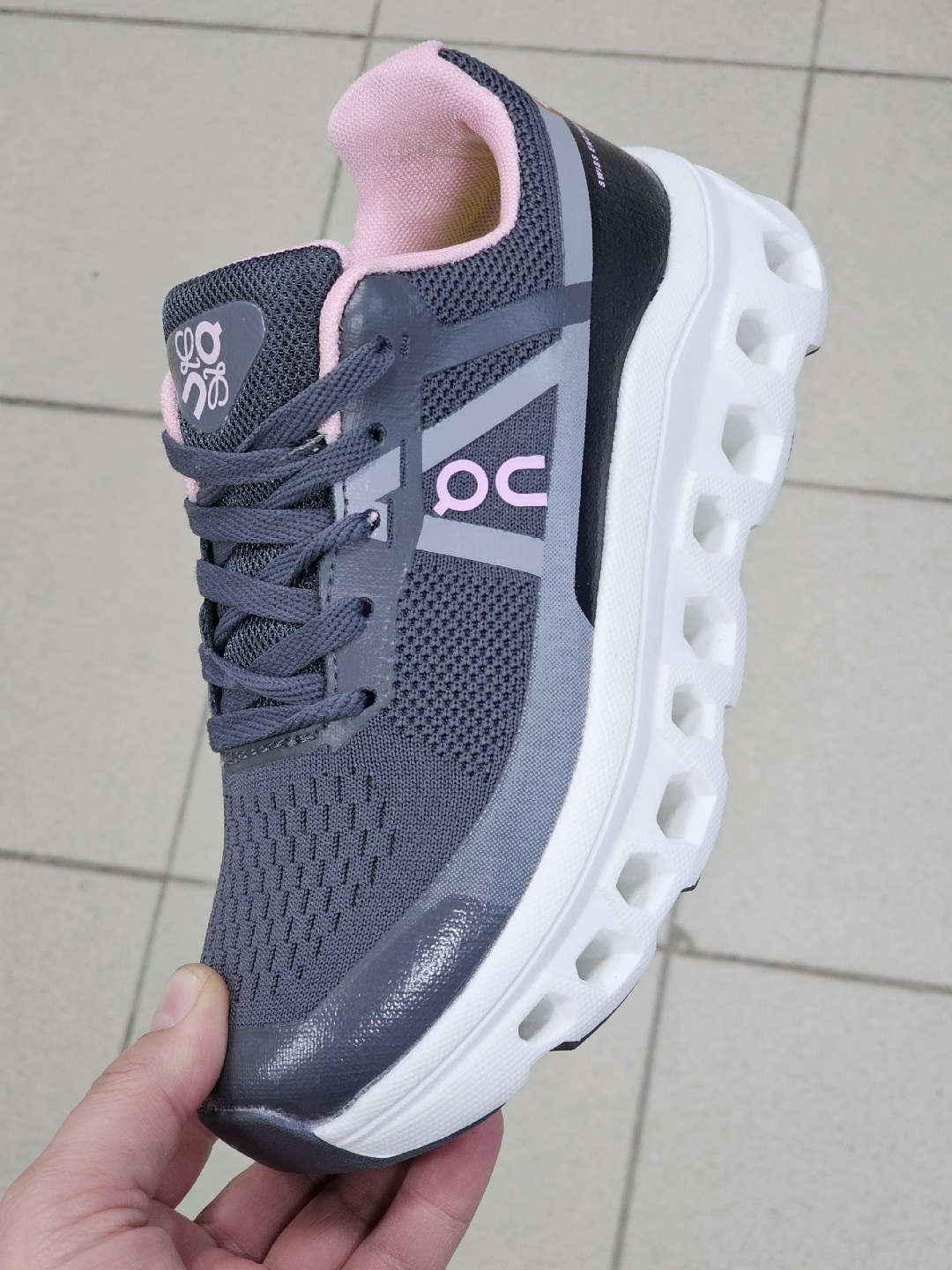 женские кроссовки,женские кроссовки спортивные,кроссовки для женщин,спортивная ,кроссовка