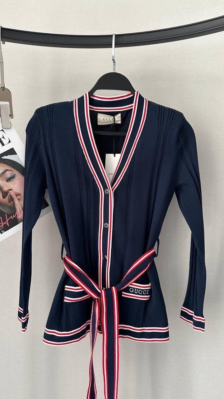 трикотажные костюмы,костюм с юбкой,женские костюмы,кардиган,платье гуччи черное