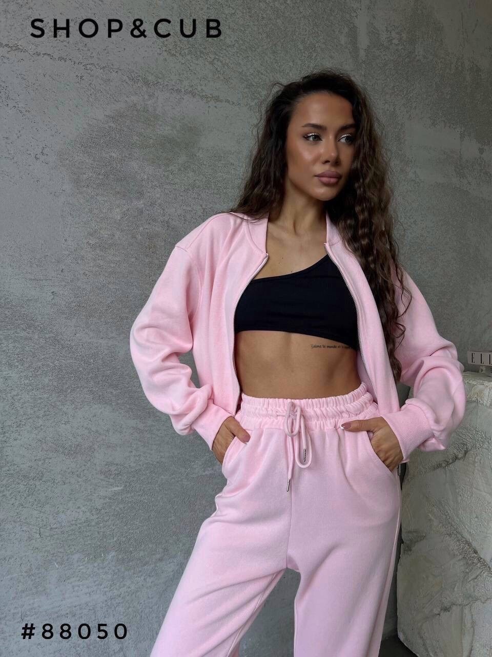 стильные костюмы,женские костюмы,костюм спортивный,cпортивный костюм женский на флисе,розовые спортивные костюмы