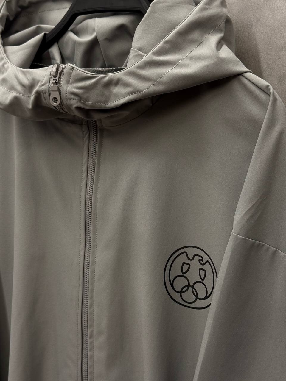 куртка повседневная,легкая куртка,куртка,куртка женская,куртка спортивная