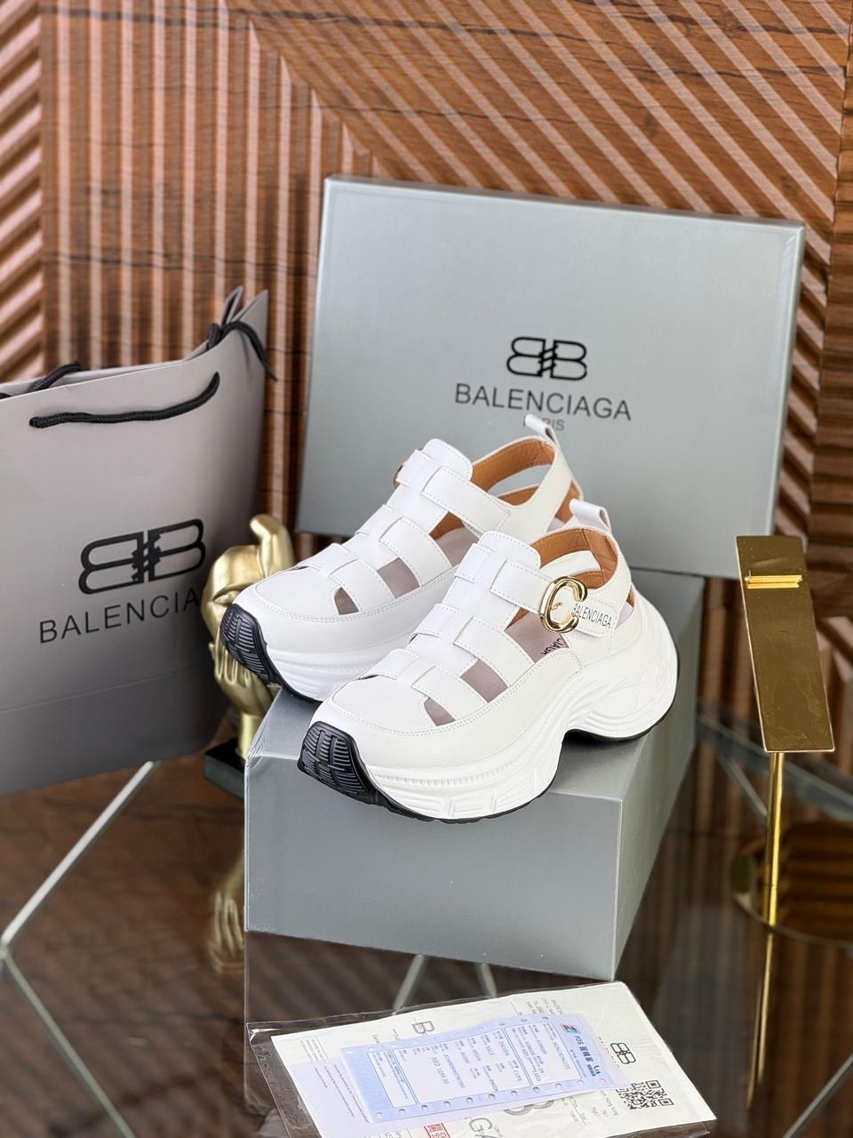 сандалии balenciaga,сандали баленсиага женские,босоножки balenciaga,босоножки баленсиага,босоножки спортивные