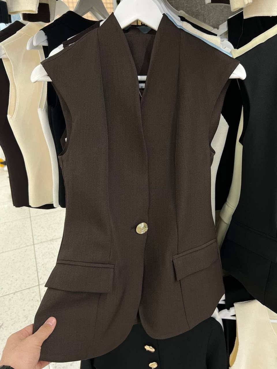 женский жилет,жилетка женская,белая жилетка женская костюмная,жилет для женщин,жилет