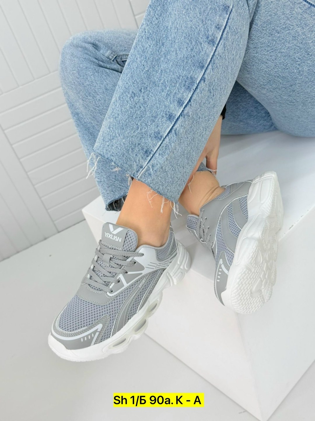 кроссовки женскиe,кроссовки,кроссовки модные,кроссовка,удобные кроссовки