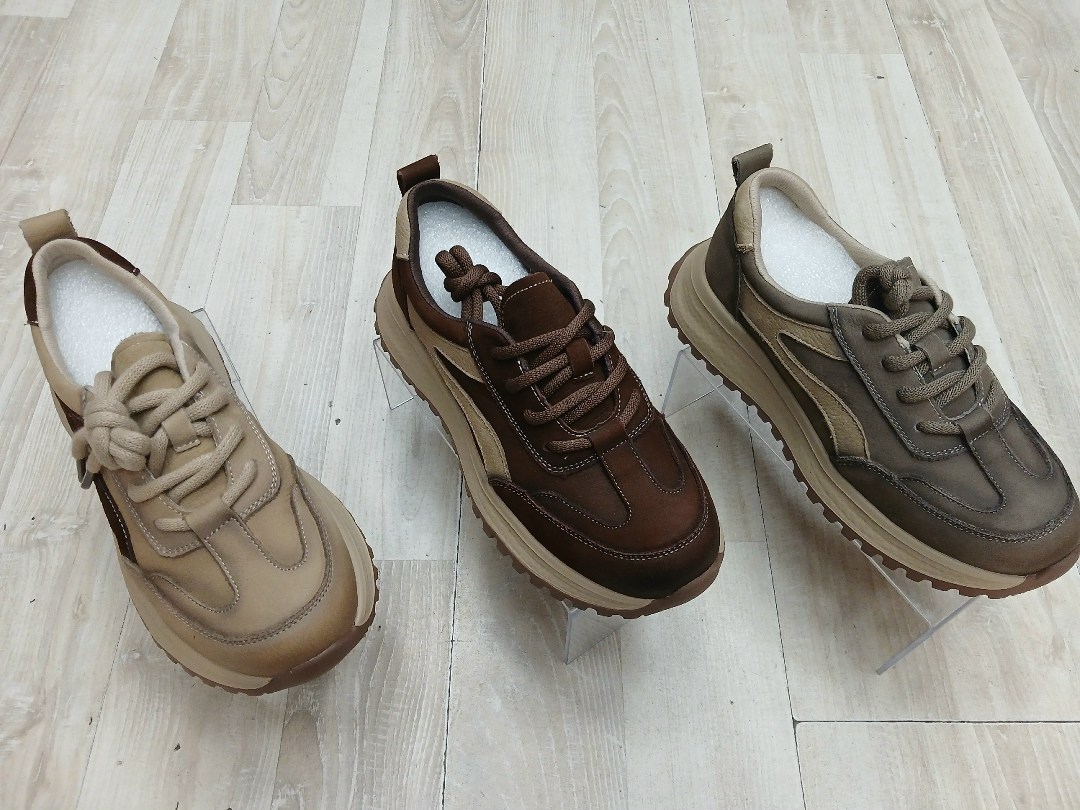 ,женские кроссовки,повседневные кроссовки,бежевые кроссовки,спортивная