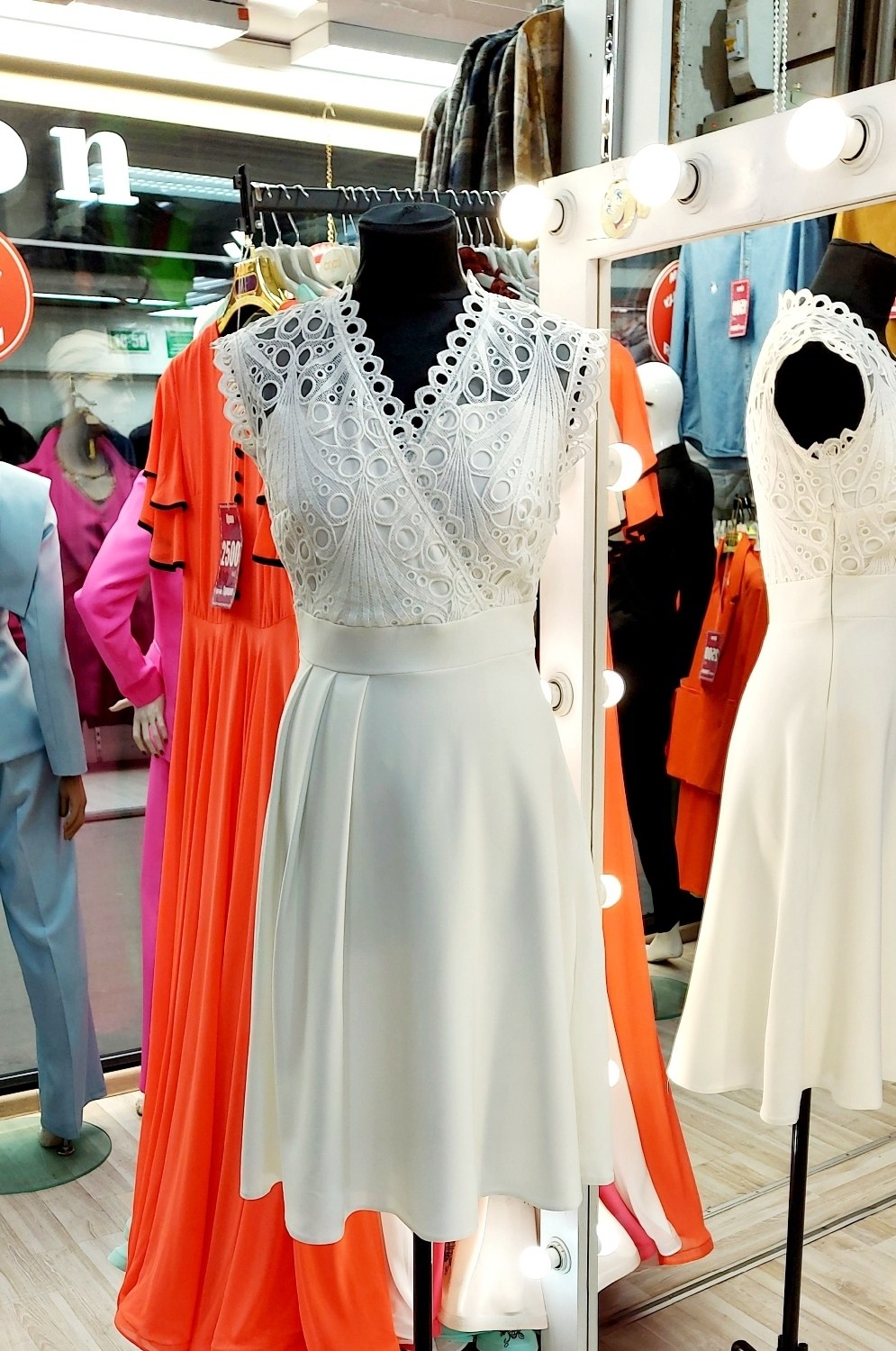 вечерние платья,платье кружевное,платья,нарядные платья,нарядное вечернее платье