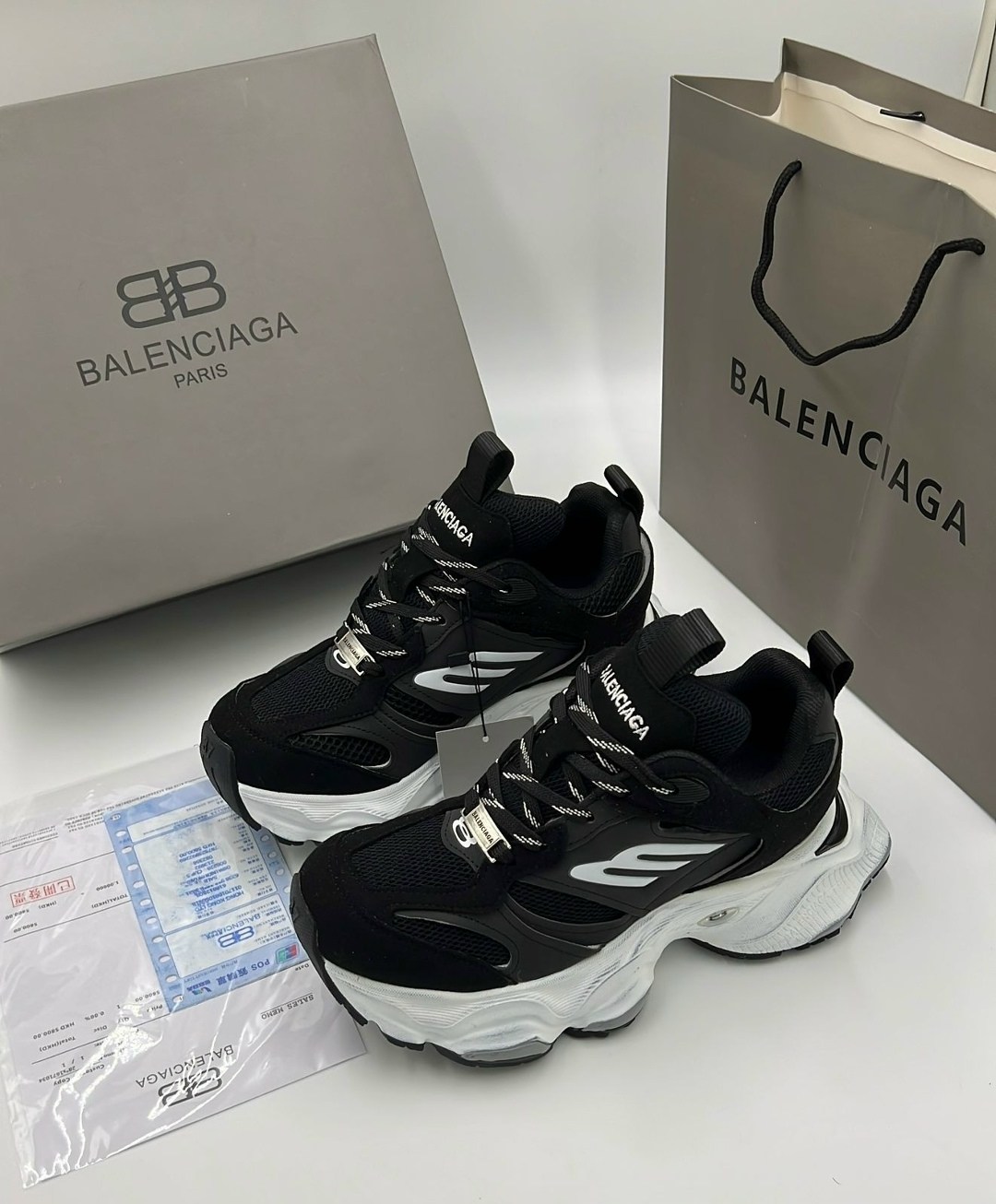 женские кроссовки balenciaga,кроссовки balenciaga,кроссовки balenciaga triple s,balenciaga кроссовки черные,balenciaga реплика кроссовки мужские 44