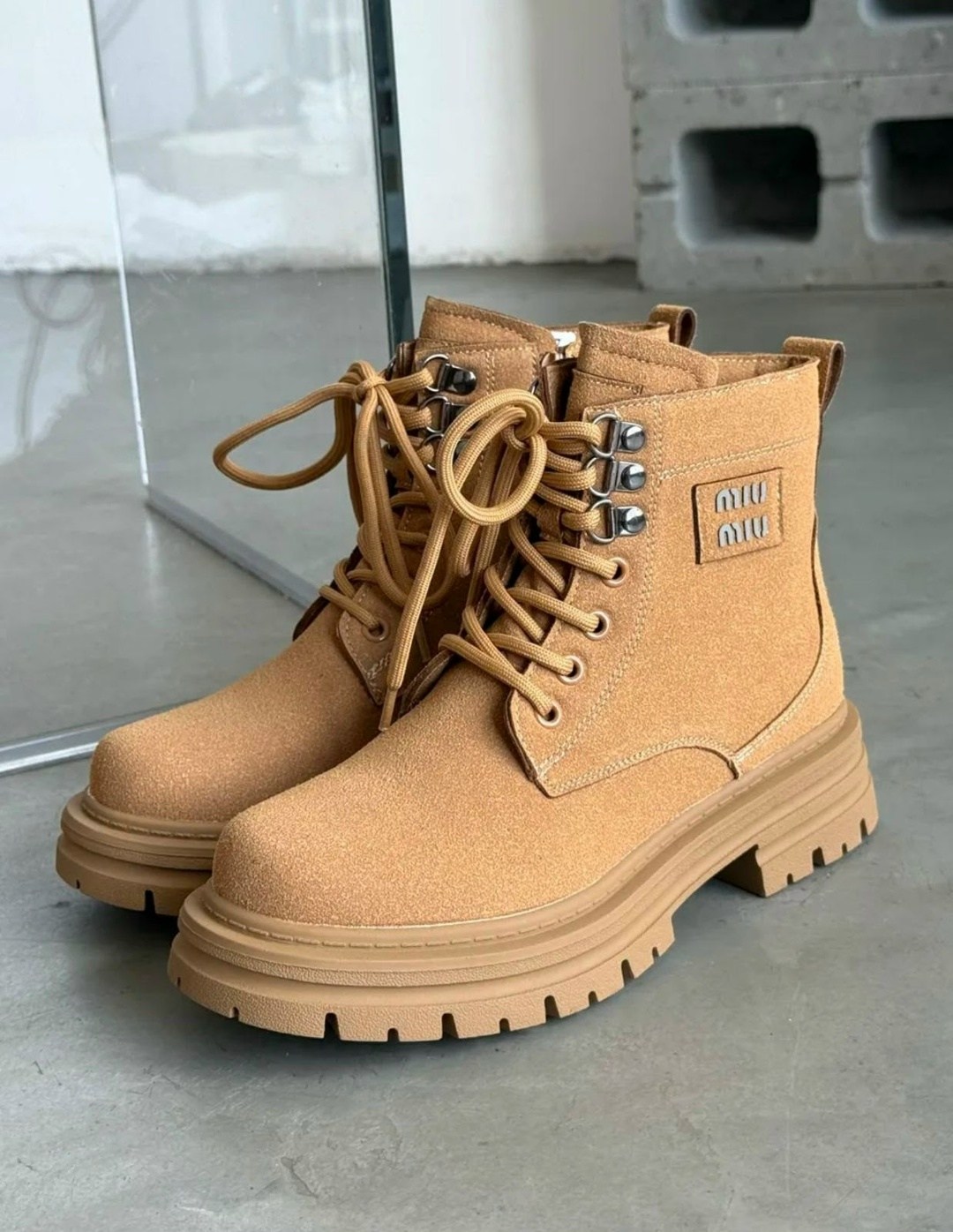 рандеву бежевые замшевые ботинки,,женские ботинки,ботинки,ботинки из натуральной замши