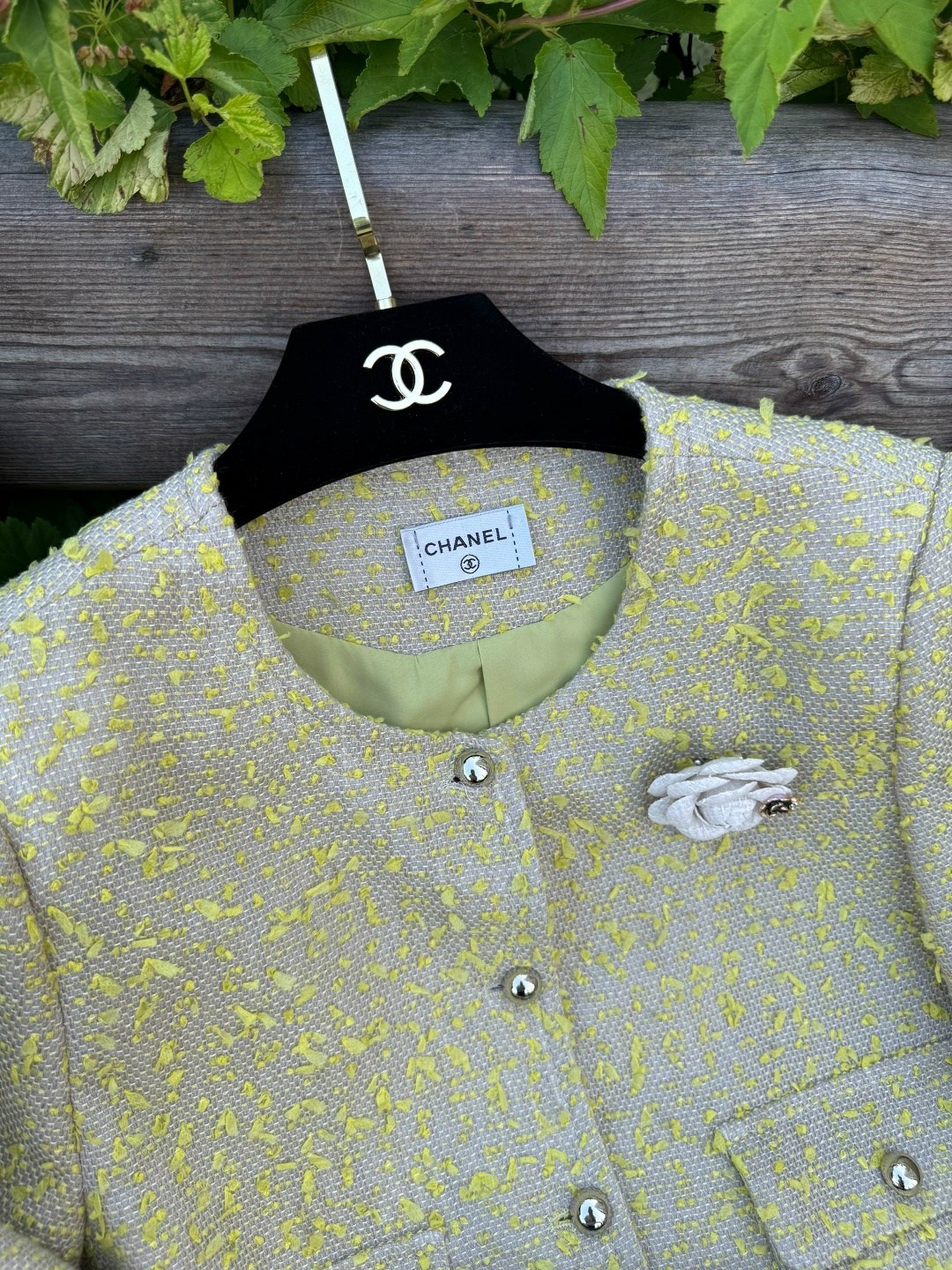 твидовый жакет chanel,пиджак chanel,жакет chanel,жакет в стиле шанель с карманами твид,жакет твидовый