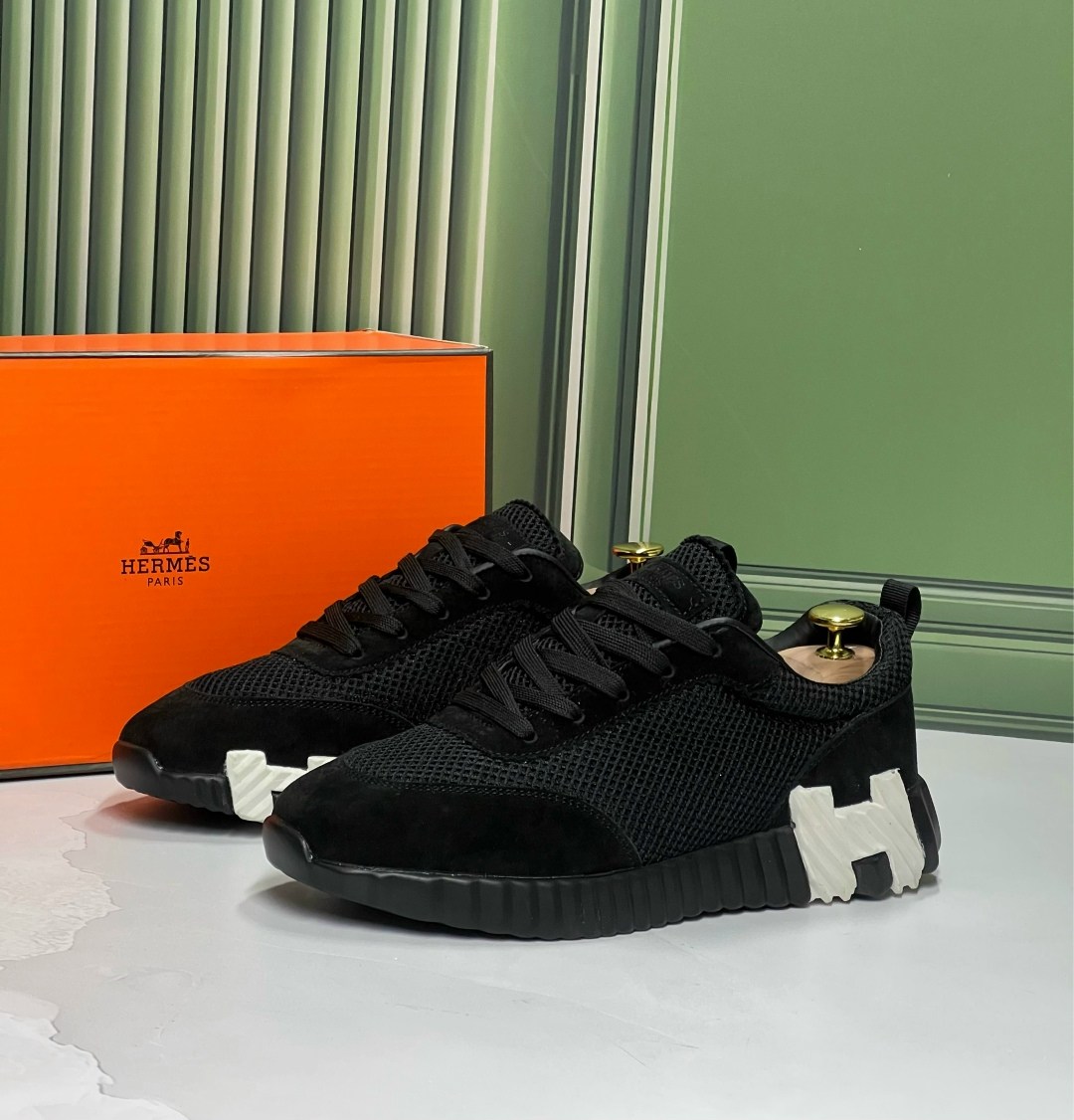 кроссовки hermes,кроссовки мужские hermes,кроссовки hermes женские,кроссовки эрмес,кроссовки гермес