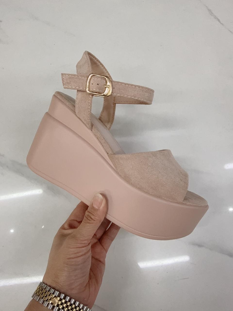 ,женские босоножки,босоножки на платформе,босоножки,стильные босоножки