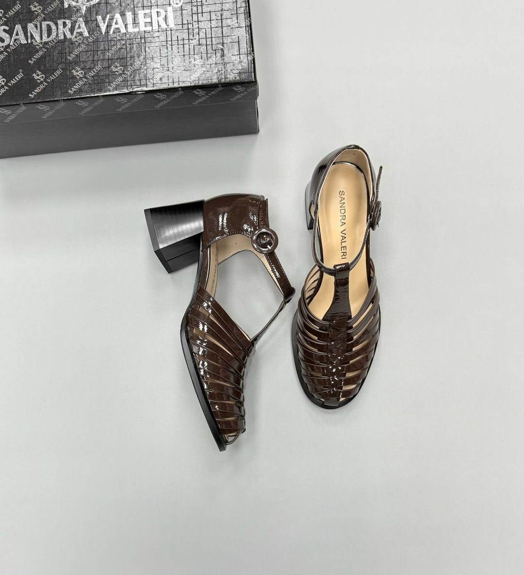 ,босоножки женские,женские сандалии,босоножки на каблуках,боттега венета босоножки 2026