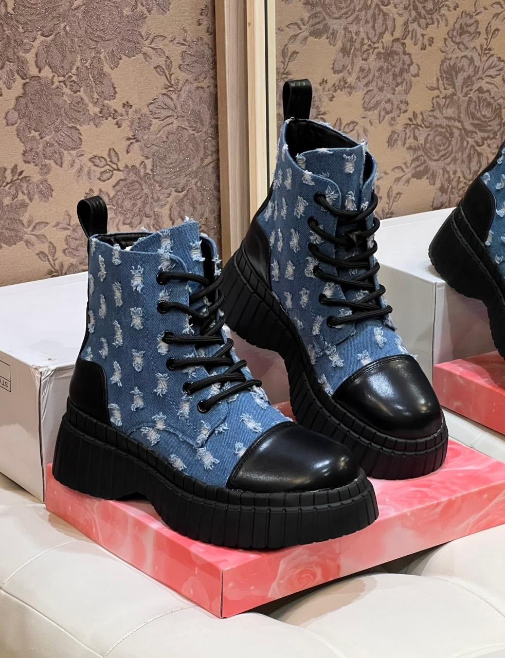 ,женские ботинки,ботинки модные,женская ,ботинки louis vuitton