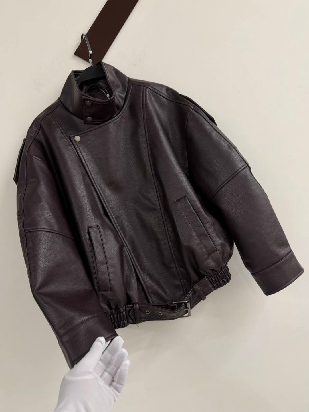 кожаная куртка,женская кожаная куртка,куртка косуха,кожаная куртка yves saint laurent,кожаная куртка косуха