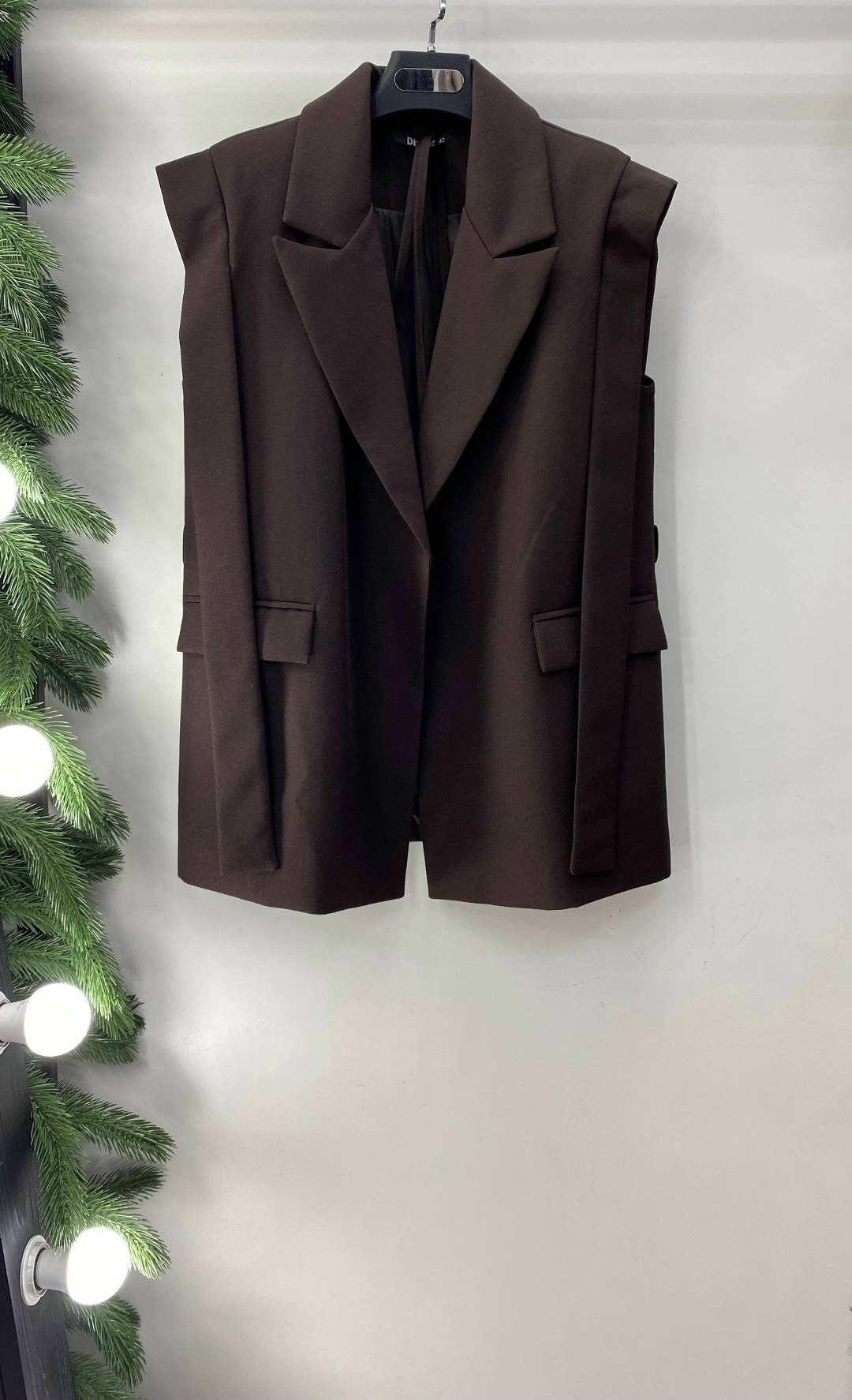 жилетка женская,жилет с поясом,жилет удлиненный,стильная безрукавка,женские жилеты