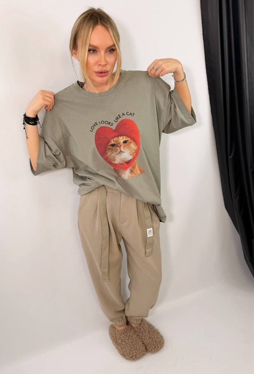 футболки женские оверсайз,футболки женская,женские брюки карго,футболки оверсайз с принтами