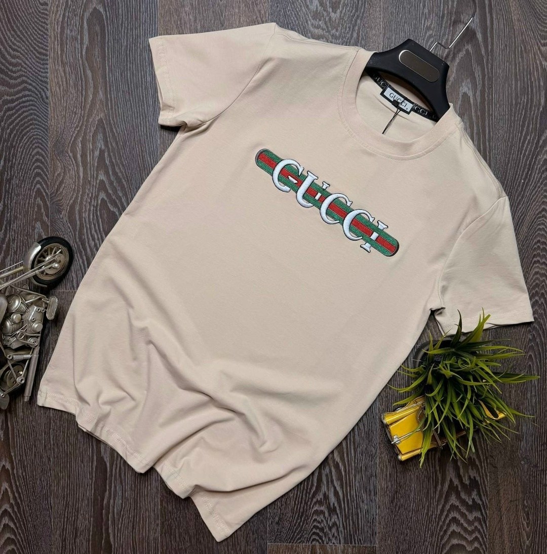 футболка gucci,футболка гуччи,футболка гуччи паль,футболка гуччи белая мужская,футболка гуччи молочного цвета мужская