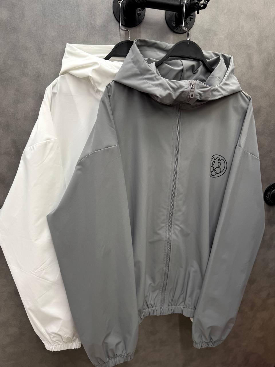 куртка повседневная,легкая куртка,куртка,куртка женская,куртка спортивная