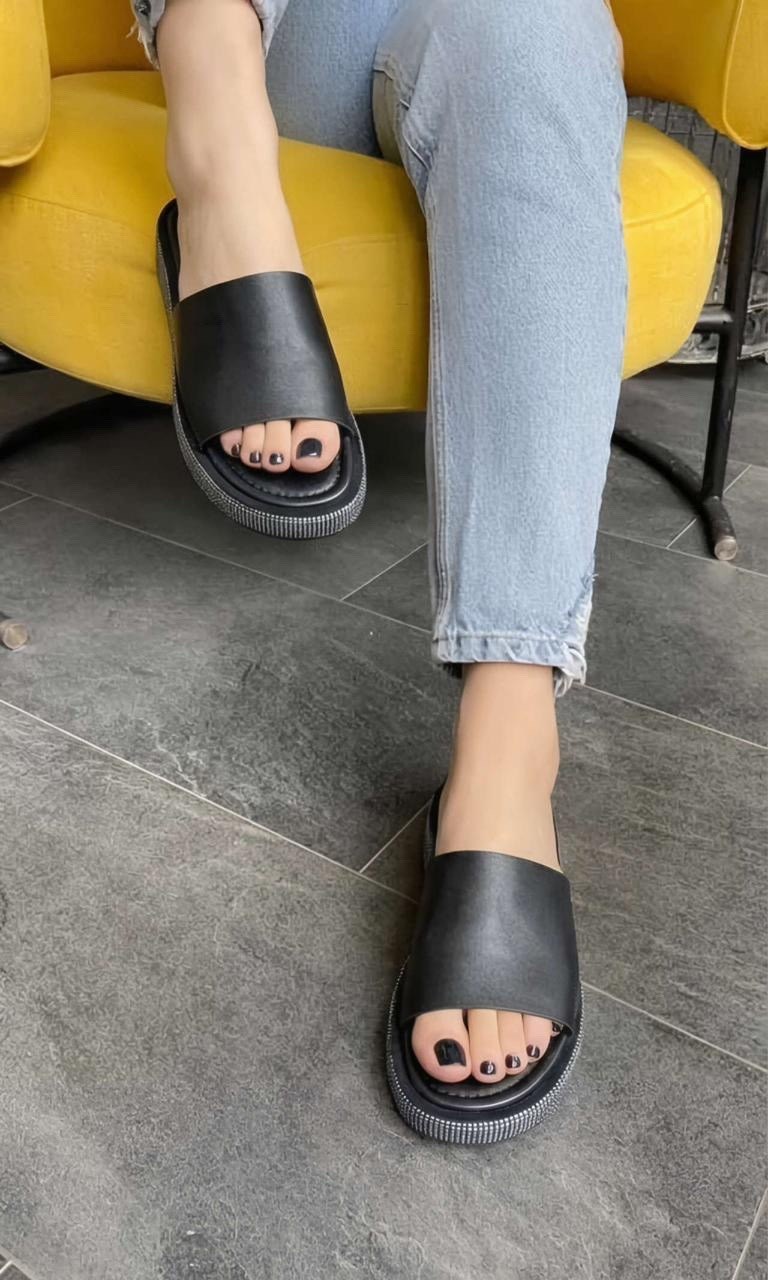 женские шлепанцы,шлепки на массивной подошве,,шлепки кожаные женские,женские шлепки