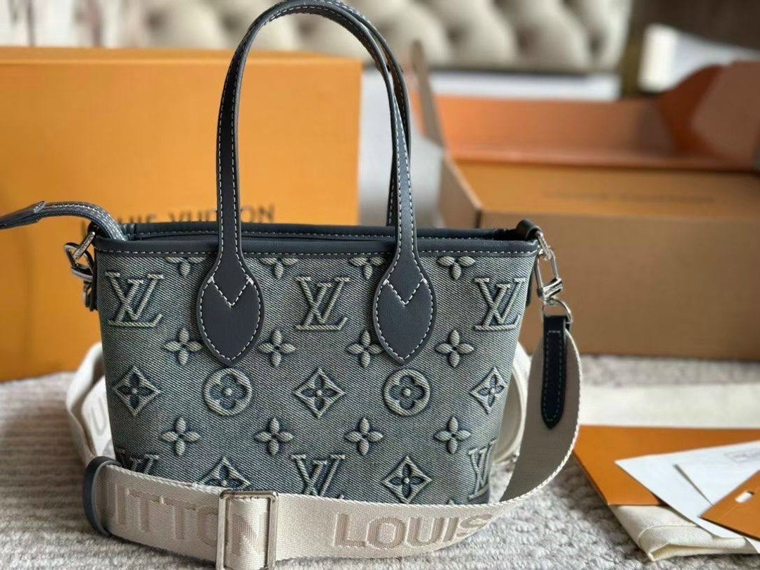 louis vuitton сумка на плечо,cумка louis vuitton,louis vuitton женская сумка,сумка louis vuitton джинсовая,louis vuitton сумка на плечо тоут